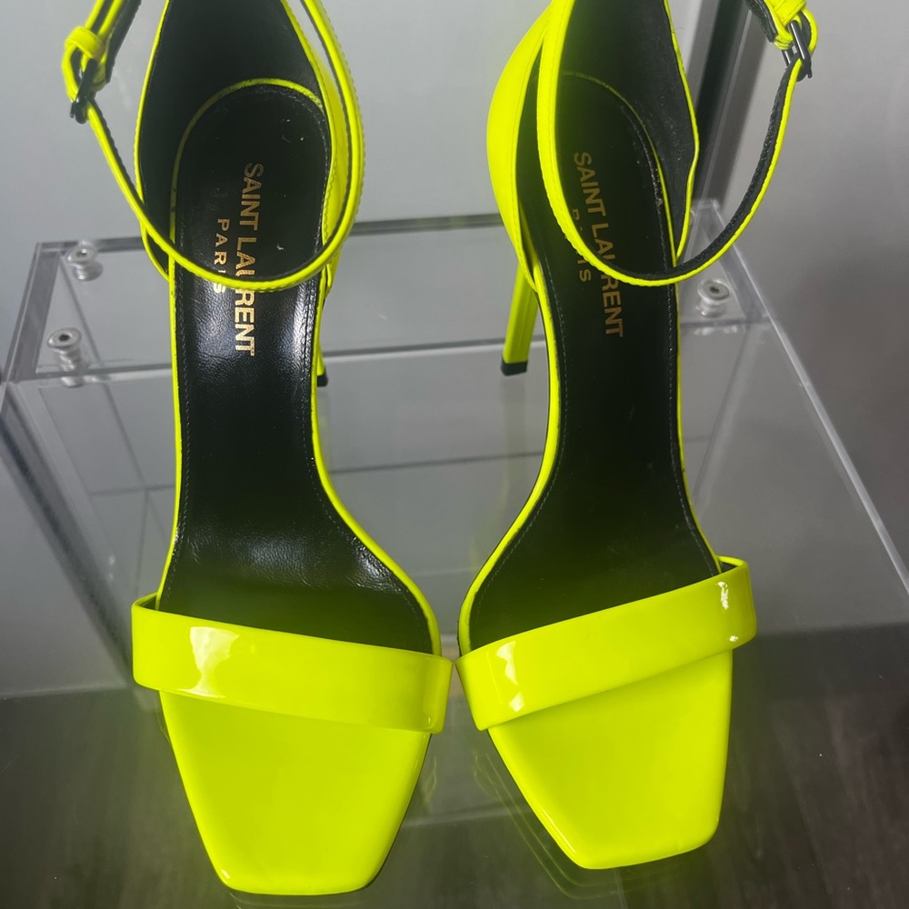 Saint Laurent Yellow Patent Leather Sandals - Picture 2 of 8